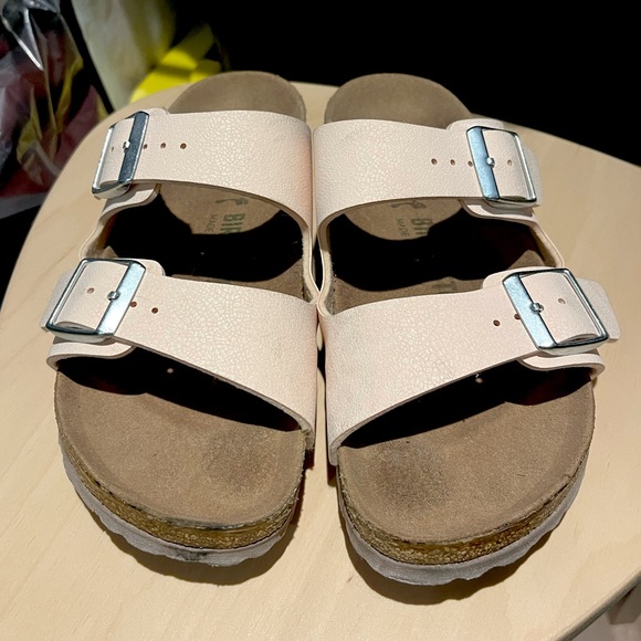 Birkenstock Arizona Vegan in Light Rose - Picture 2 of 7